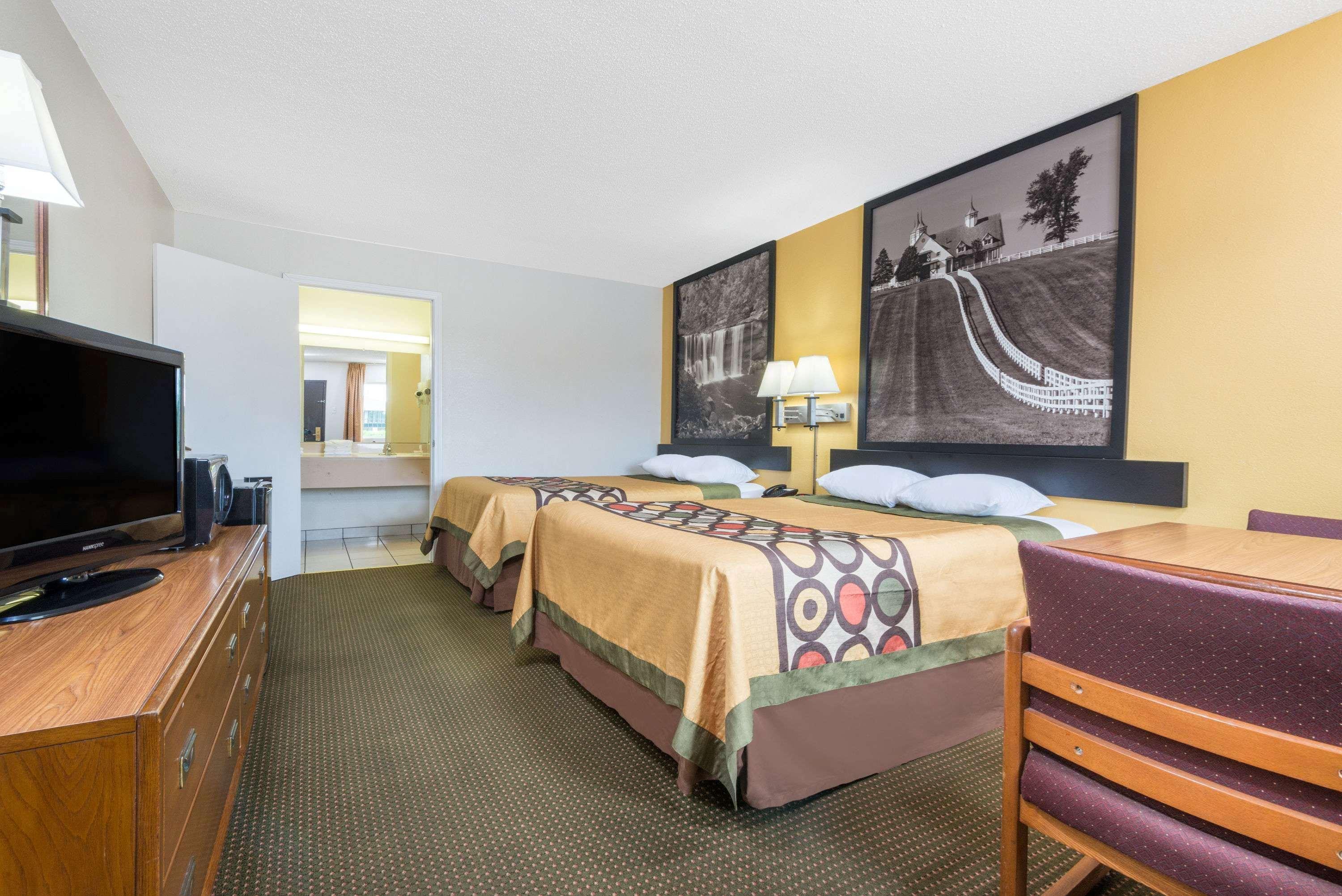 Motel Super 8 By Wyndham Williamsburg Extérieur photo